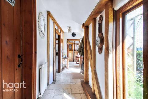 5 bedroom barn conversion for sale, Great Chart, Ashford