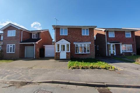 3 bedroom link detached house to rent, Woosehill lane