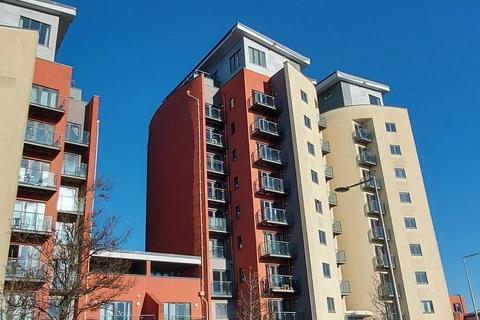 2 bedroom apartment for sale, South Quay, Kings Road, Marina, Swansea