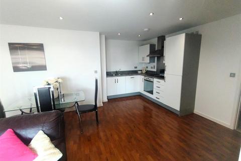 2 bedroom apartment for sale, South Quay, Kings Road, Marina, Swansea