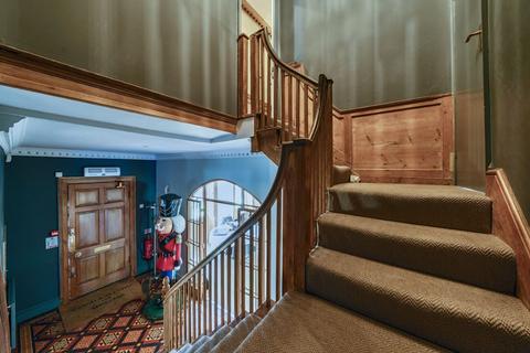 2 bedroom manor house for sale, High Street, Ripley GU23