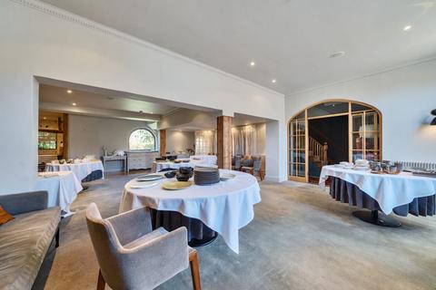 2 bedroom manor house for sale, High Street, Ripley GU23