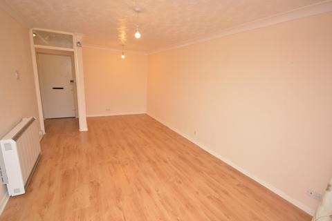 Studio to rent, Springbok House, Heycroft Way, CM2