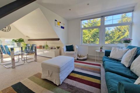 3 bedroom flat for sale, Douglas Avenue, Exmouth, EX8 2HB