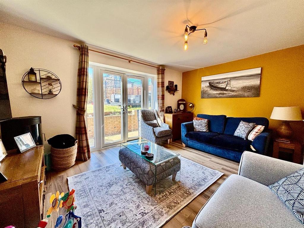 Living Room: