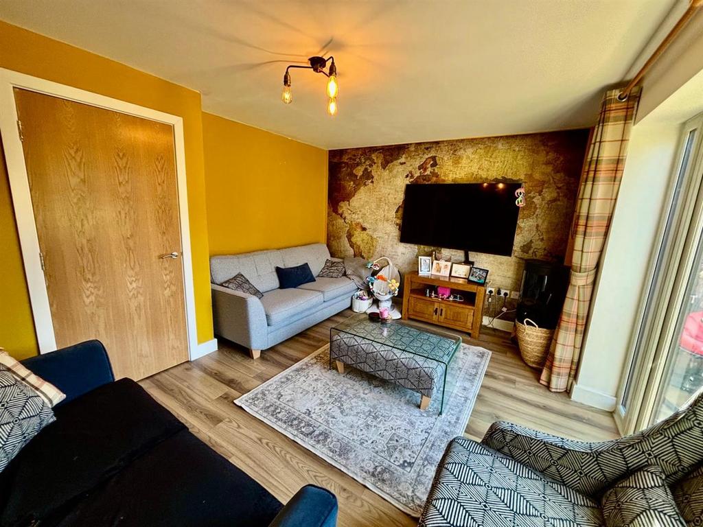 Living Room: