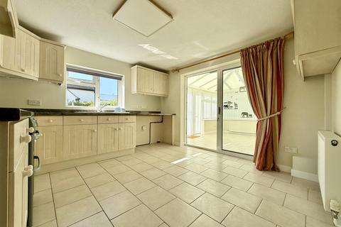 undefined, Gloucester Road, Hartpury GL19