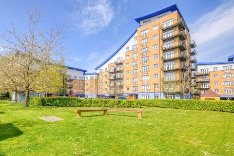 2 bedroom apartment for sale, Luscinia View, Reading RG1
