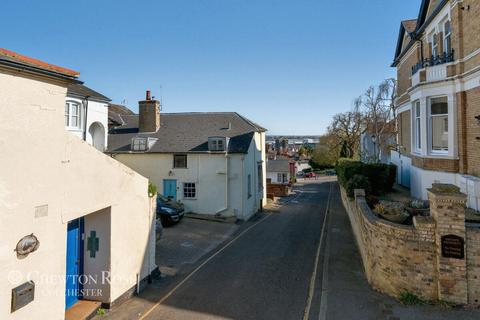 Philpots Cromwell Hill, Maldon, CM9 4QD