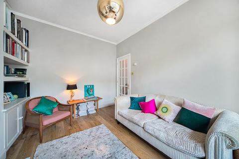 2 bedroom flat for sale, Valliere Road, College Park, London