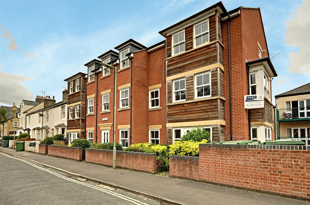 2 Arthur Salter Court 1.jpg