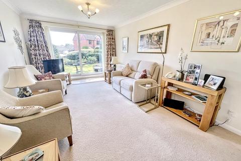 2 bedroom flat for sale, Southbourne