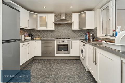 19 Harlech Gardens, Hounslow, TW5 9PR