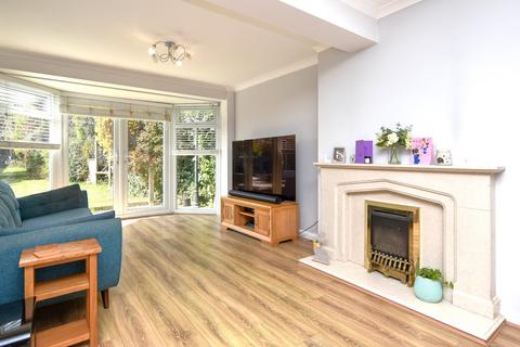 12 Admirals Walk, Shoeburyness, Southend-on-sea, SS3 9HS