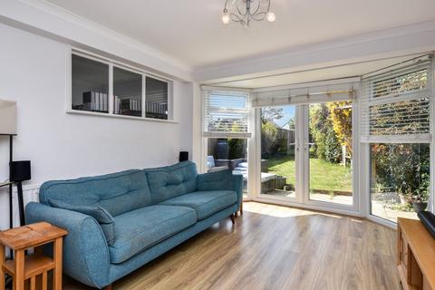 12 Admirals Walk, Shoeburyness, Southend-on-sea, SS3 9HS