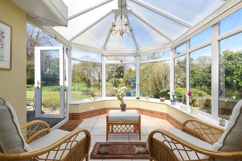 5 bedroom detached house for sale, Lees Road, Brabourne Lees