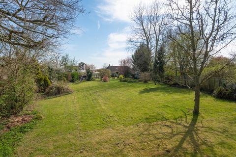 5 bedroom detached house for sale, Lees Road, Brabourne Lees