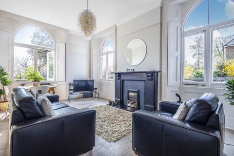 1 bedroom flat to rent, Shooters Hill Road Blackheath SE3