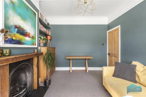 2 bedroom apartment for sale, Long Lane, London, N3