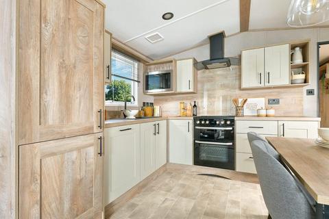 3 bedroom mobile home for sale, Gwbert, Cardigan