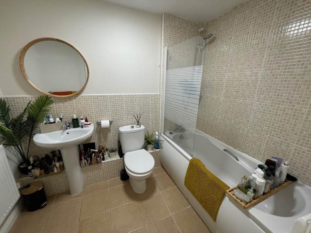 Bransby way 3 bathro