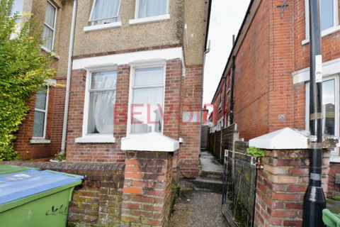 undefined, Burlington road, Southampton SO15