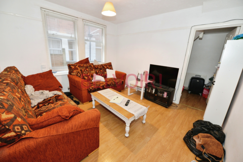 undefined, Burlington road, Southampton SO15