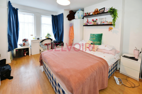 undefined, Burlington road, Southampton SO15