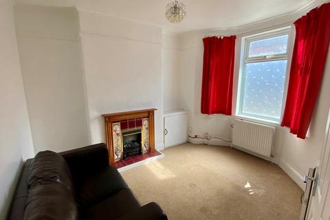 16 Bruce Street, Northampton, NN5 5BQ