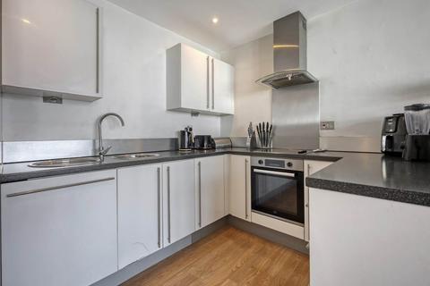 3 bedroom flat for sale, Latitude Court, 3 Albert Basin Way, London