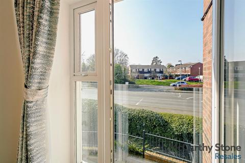 2 bedroom apartment for sale, Oak Tree Court, Smallhythe Road, Tenterden