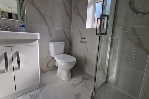 41 Cobham Road, Hounslow, TW5 9LD