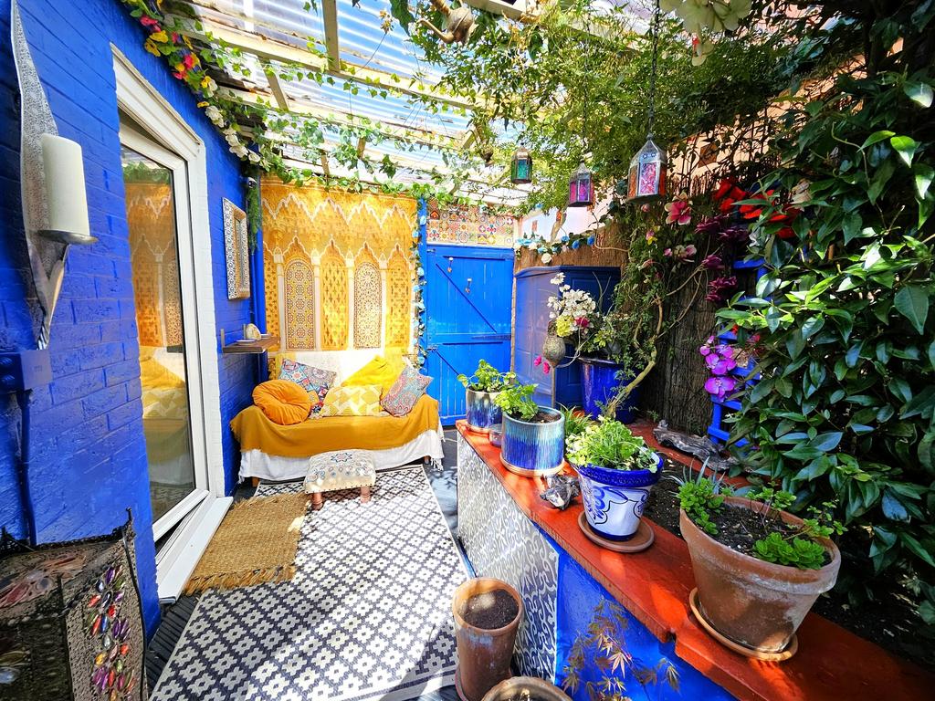 Rear garden