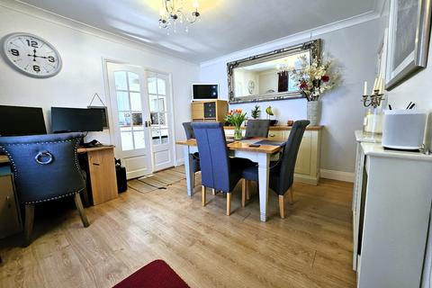 2 bedroom semi-detached house for sale, Chapel Road, West End