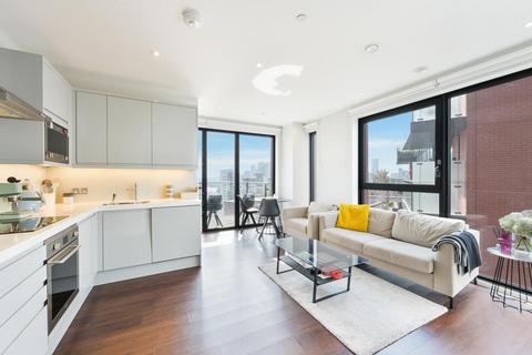 1 bedroom apartment for sale, Avalon Point, Silvcea Way, London, E14