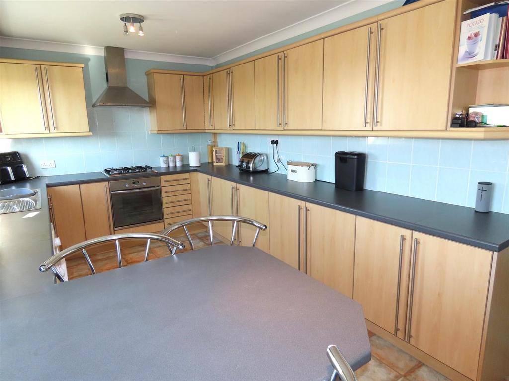 Additional kitchen image