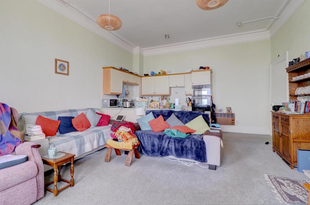 Living room ii.jpg