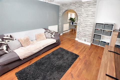 2 bedroom terraced house for sale, Douglas Road, Tonbridge