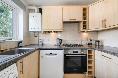 2 bedroom house to rent, Milward Gardens, Binfield, Bracknell, RG12