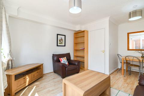 2 bedroom house to rent, Milward Gardens, Binfield, Bracknell, RG12