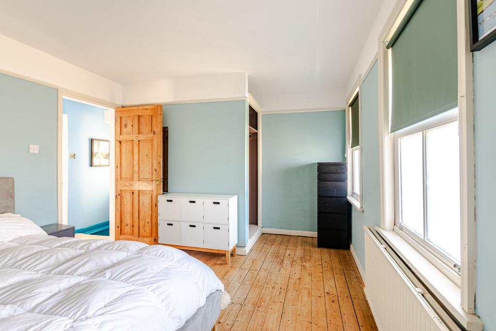 Bedroom1c