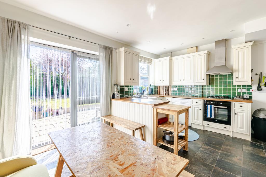 Kitchen2