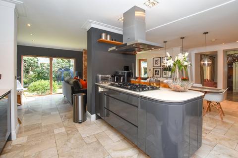 16 Briar Lane, West Wickham, BR4 9RA