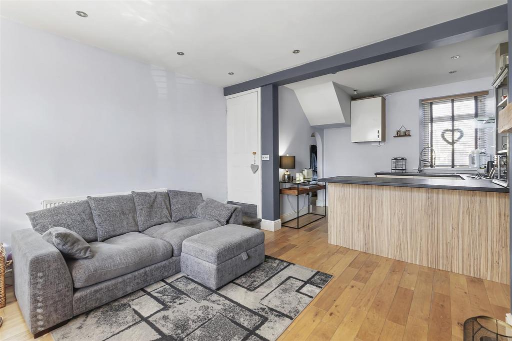 Sitting Room 2.jpg