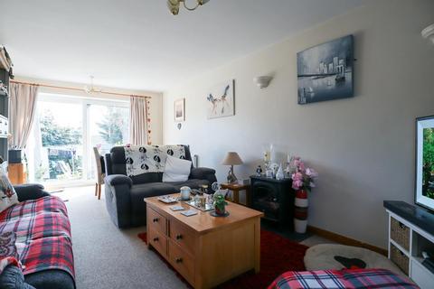 3 bedroom detached house for sale, Chiltern Close, Oakham LE15