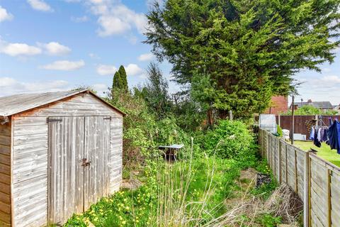 3 bedroom terraced house for sale, St. James Road, Chichester, West Sussex