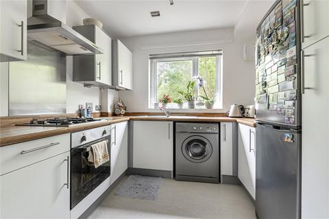 2 bedroom apartment for sale, Laburnham Close, High Barnet, EN5