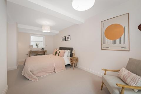 1 bedroom apartment for sale, The Exbury, Catford, London, SE6