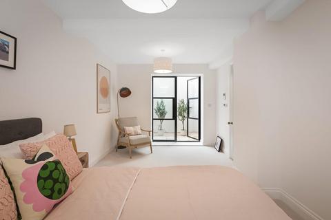 1 bedroom apartment for sale, The Exbury, Catford, London, SE6