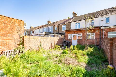 128 Trinity Road, Southall, UB1 1EL